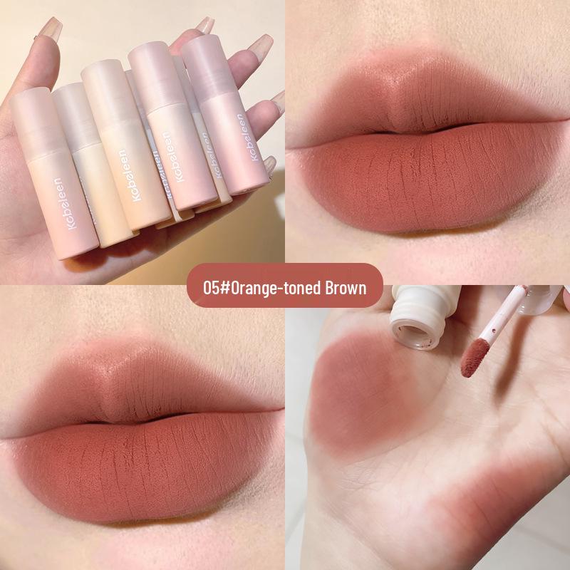 

Kobeleen Матовый нюдовый блеск для губ Velvet - Стойкая натуральная помада