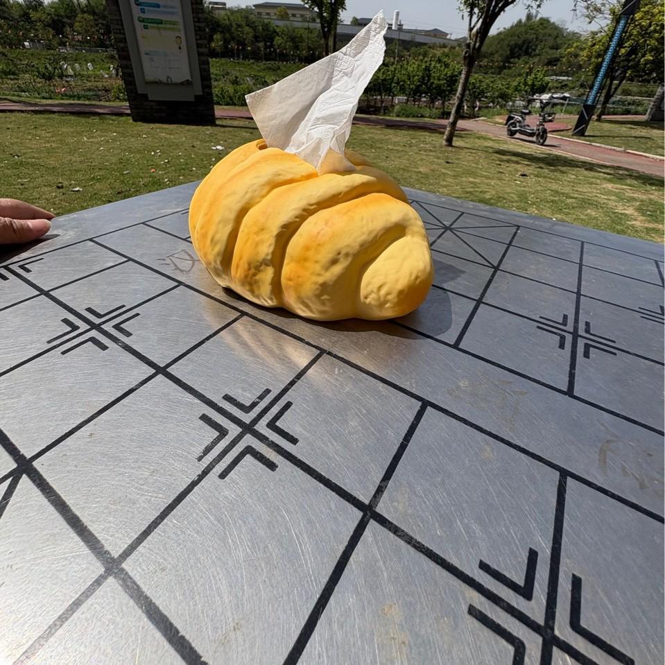 Creative Corn Tissue Box: Cute, Modern Design for Living Room & Car