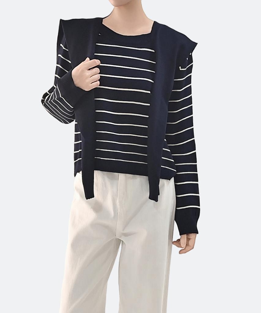 Keulleiseu Cape Shawl Layered Striped Knit T-Shirt_Ivory