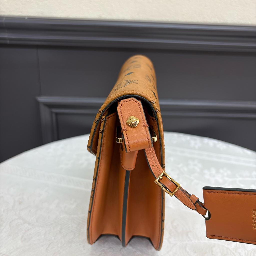 [Pre-Owned] Pasetia Visetos Monogram Coated Canvas Crossbody Bag - Excellent #13TED0G