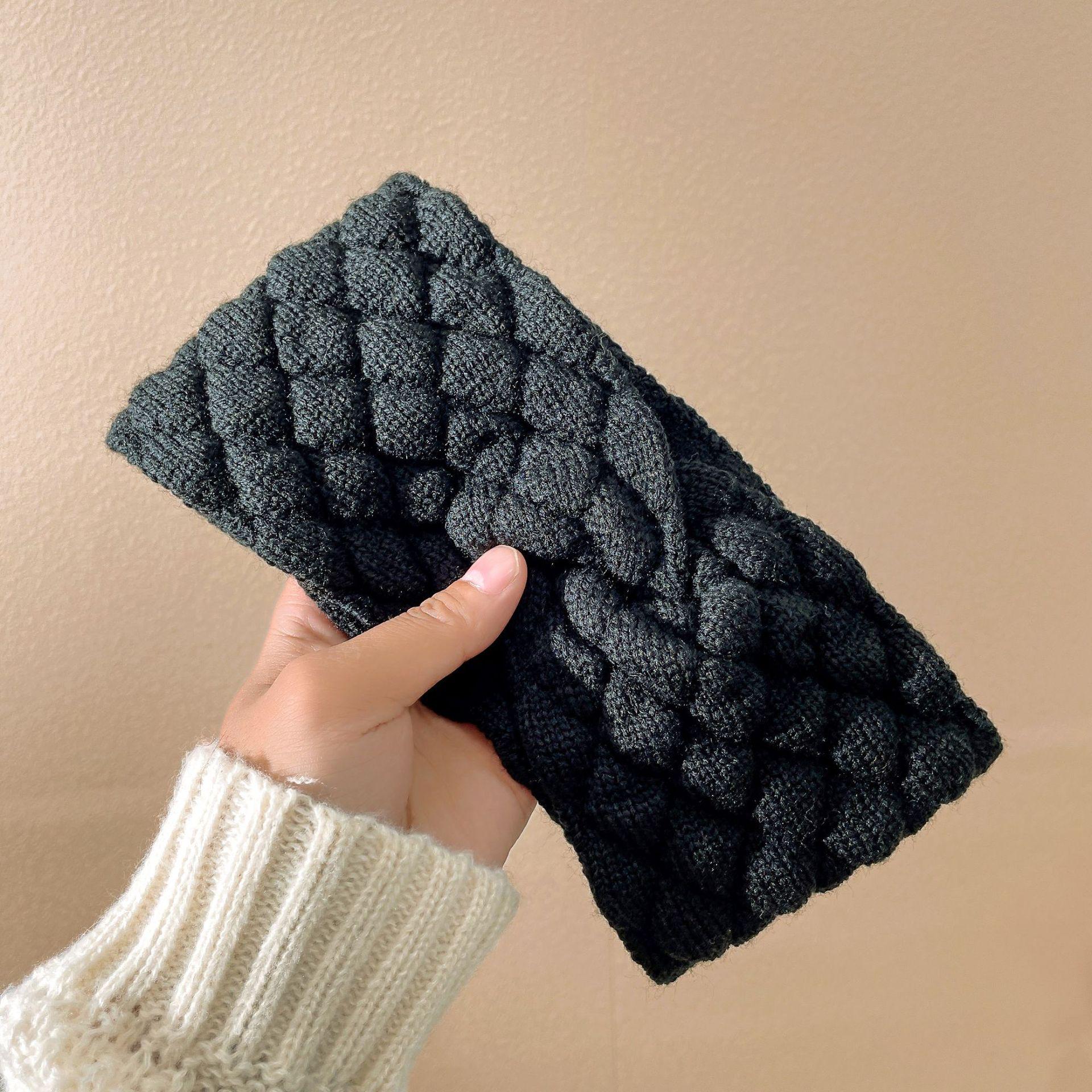 

Модная повязка на голову с широкими полями в корейском стиле 2023 года: Универсальная конструкция решетки для хлеба для женщин, идеальный аксессуар на осень и зиму чёрный