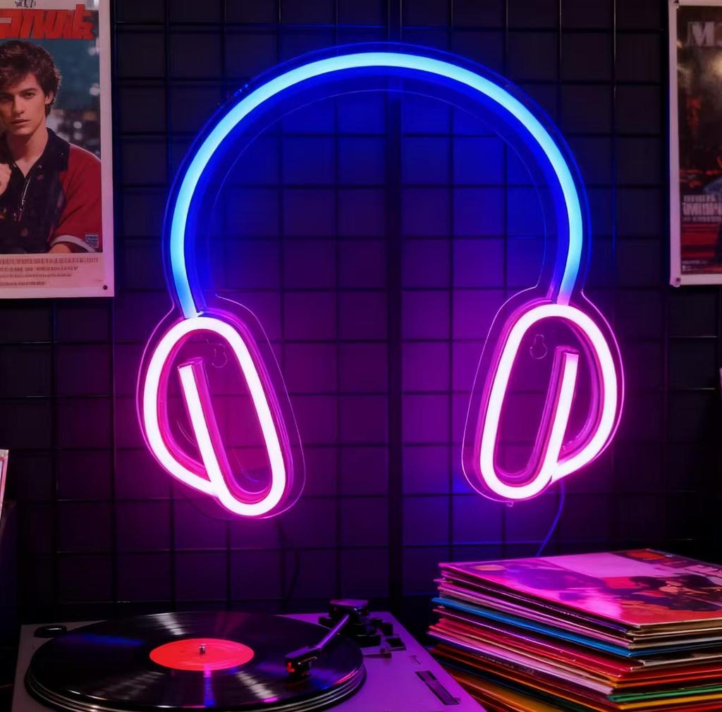 Neon Oyun Konsolu Taç Ayı Pençesi LED Işık – Dekoratif İnternet Ünlüsü Ortam Işığı