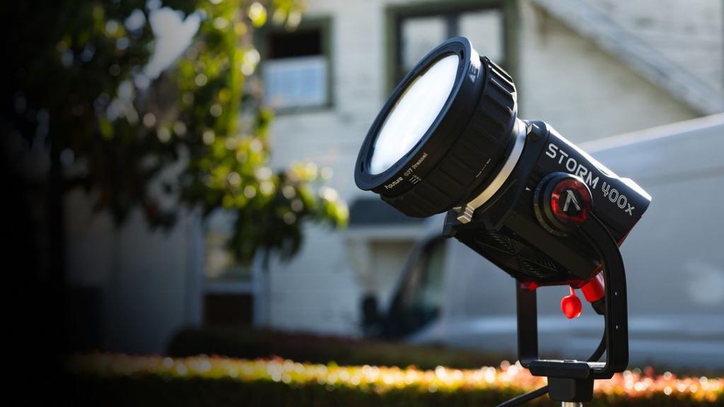 Lampa LED Aputure Storm 400x