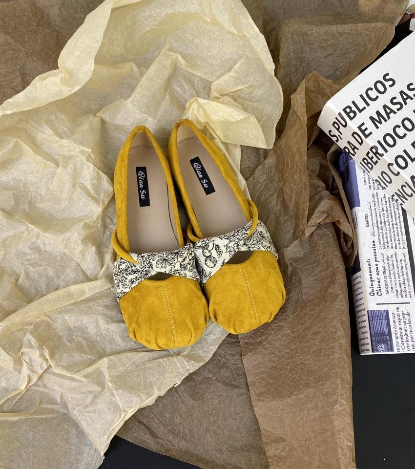 Flat single shoes women's 2025 new spring and autumn versatile fashion evening breeze round head shallow mouth Mary Jane grandma shoes