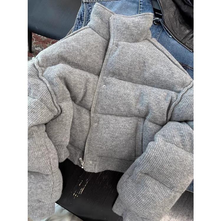 Pelēks Adīts Stāvošas Apkakles Īss Apģērbs