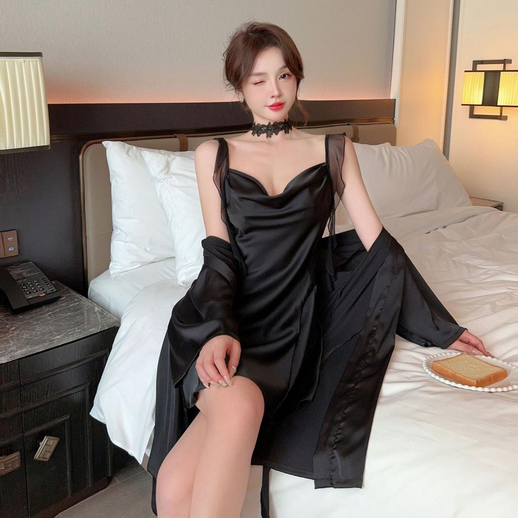 Sexy pajamas women Ice Ribbon chest pad Ruth with the same new mesh suspender nightgown nightgown outside