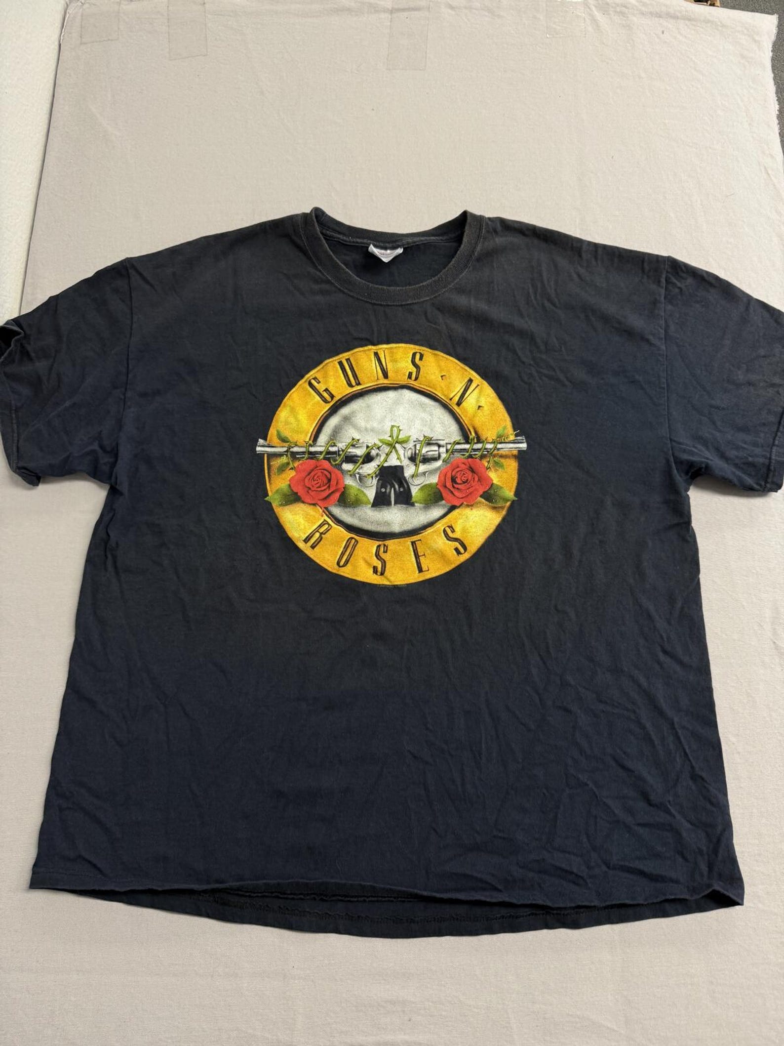 Vintage Guns n Roses Bullet Logo T shirt 2004 - XXL 2XL