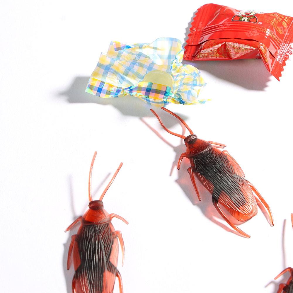 Funny Toys  Halloween Amusing Prank Cockroach Shape Toy Fake Roaches Joke Lifelike Blackbeetle