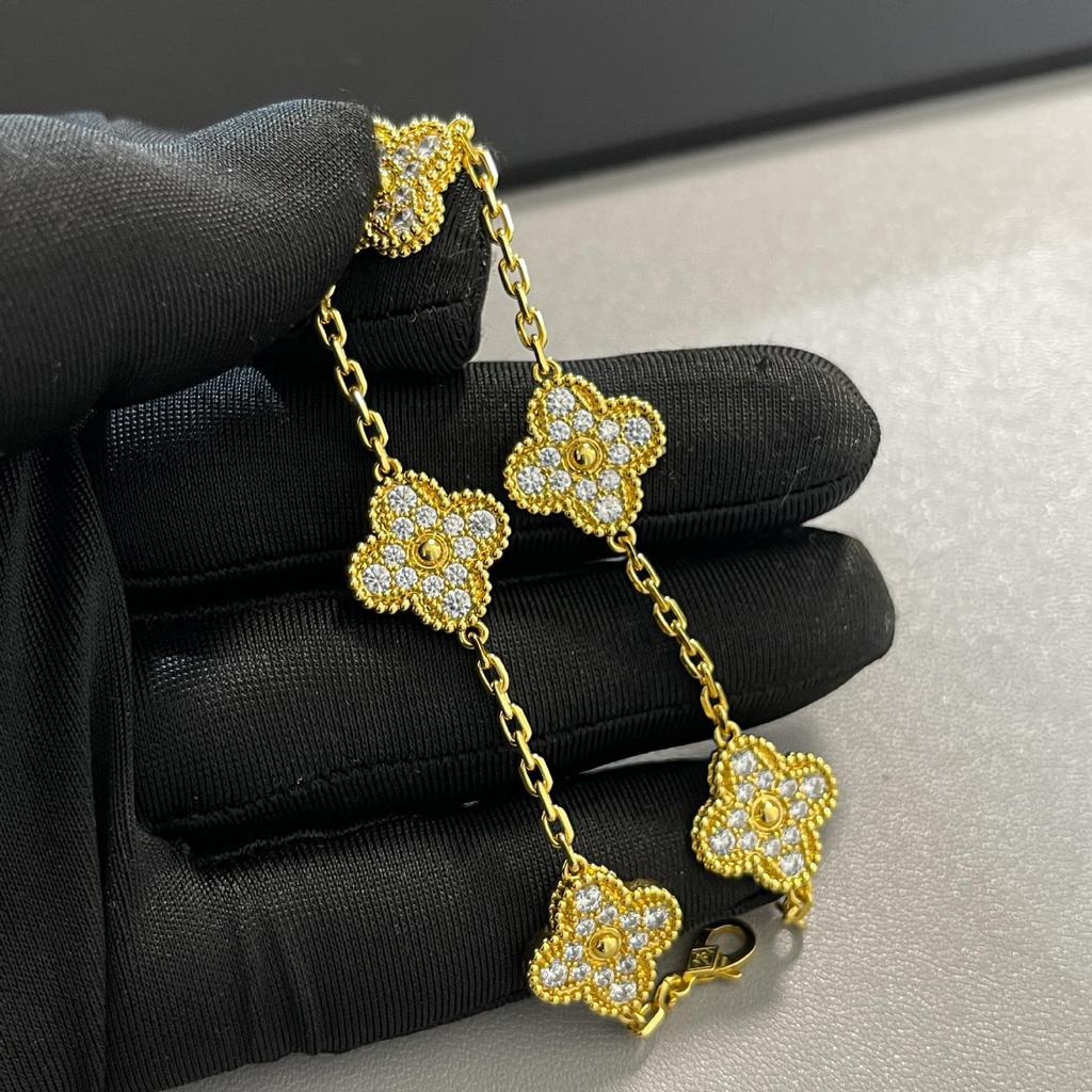 Gold Four-Leaf Clover & Five-Flower Pendant Necklace, 18K Plated, Elegant Gift for Her