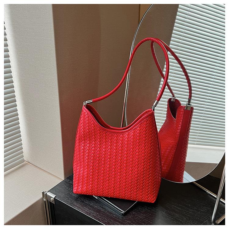 New Fashion Versatile Handbag Bucket Bag Vegetable Basket Portable Large Capacity Shoulder Bag Crossbody Bag