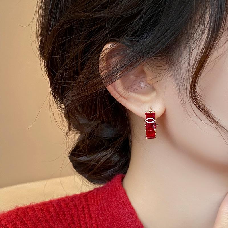 Elegant Angora Red Zircon Square Earrings - Sophisticated and Versatile Design