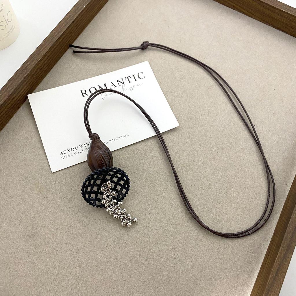 Retro Ethnic Ceramic Wood Necklace: Geometric Fruit Pendant for Women