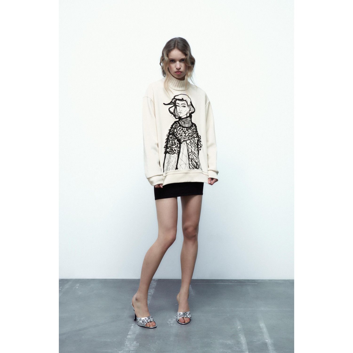 

CHUNKY KNIT WOMAN SWEATSHIRT