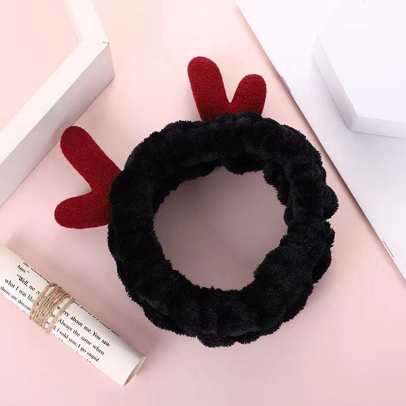 

Плюшевая Нескользящая Повязка для Умывания, Макияжа, Фиксации Волос - Защита от Намокания Волос, Расширенная для Комфорта, Милый Дизайн