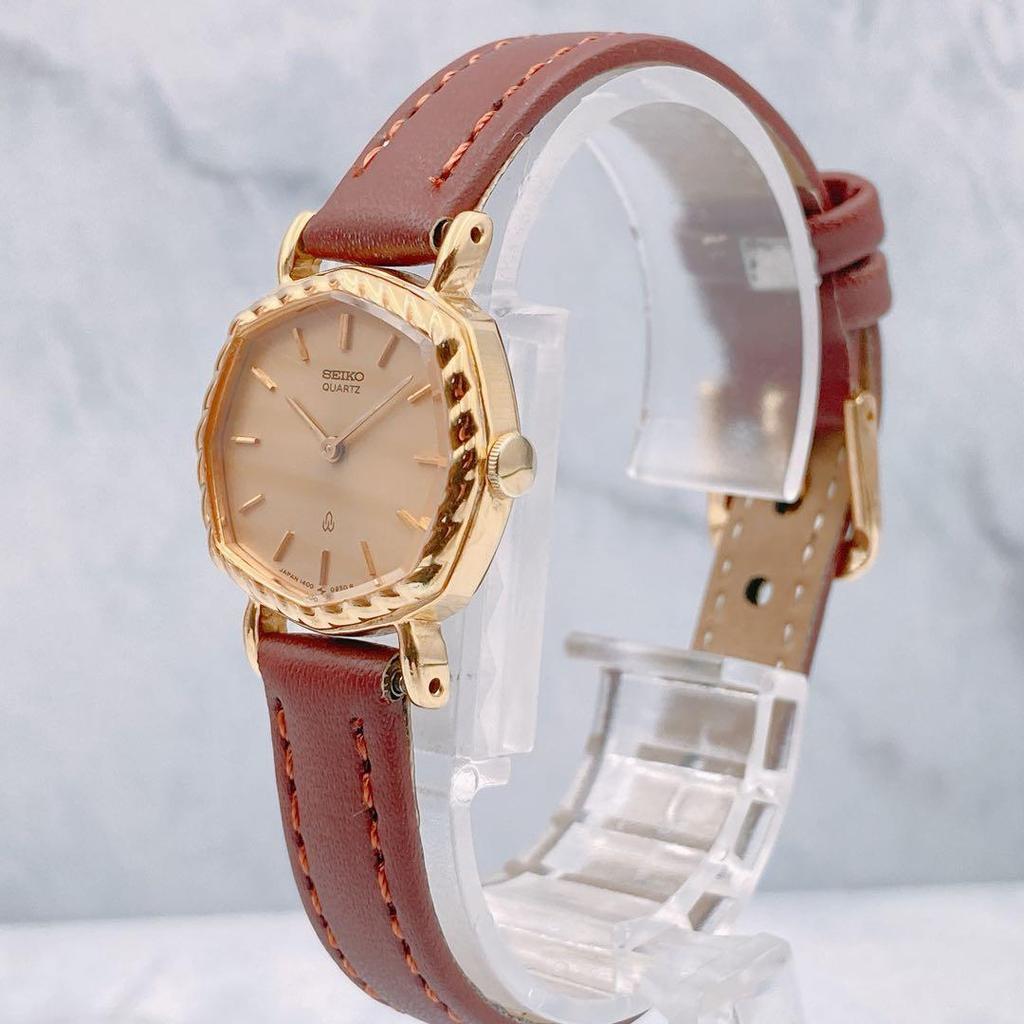 Working Condition SEIKO Socie Octagon New Gold Antique Seiko Socie Ladies' Watch, Strap. Vintage, Gold-colored Watch.