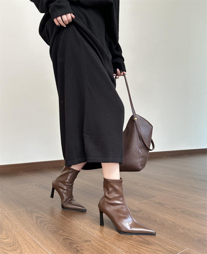 

2025 autumn new pointed stiletto rear zipper thin fashion Martin women s short boots sexy nightclub women s shoes 39 коричневый