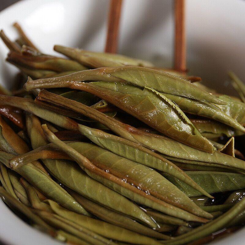 Yunnan White Tea, Silver Needles (Bai Hao Yin Zhen), Premium Grade