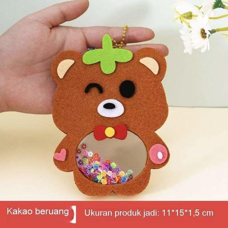 Non-Toxic Diy Animal Shake Pendant Art Craft Kits For Kids Children Easy To Paste Non Woven Shaker With Chain Children Handmade Toysgift