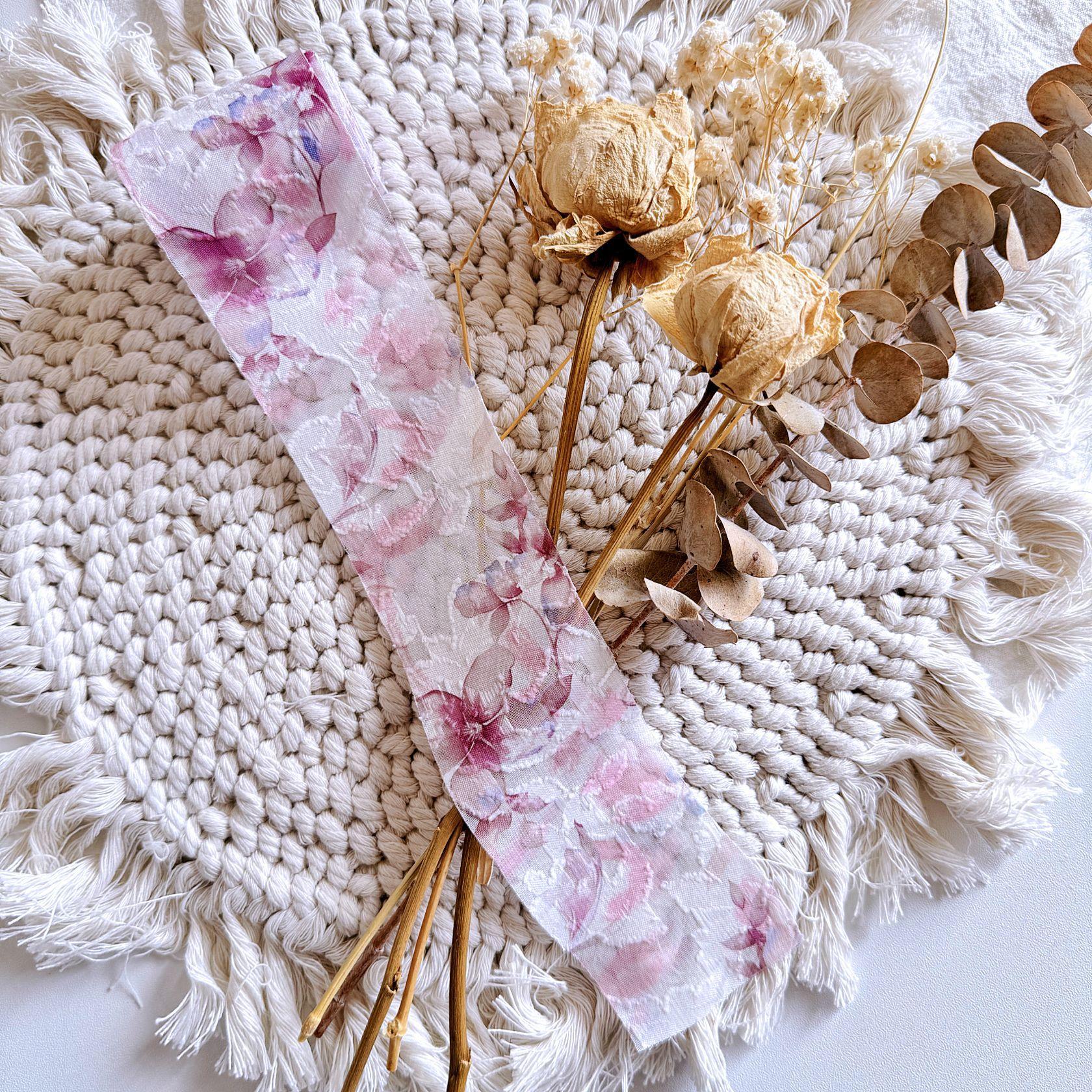 

Printed Flower Silk Chiffon Ribbon Wedding Hand Torn Raw Edge Rural Wind Snow Spun Small Fresh Bouquet Ties Broken Tassel Ribbon 5m