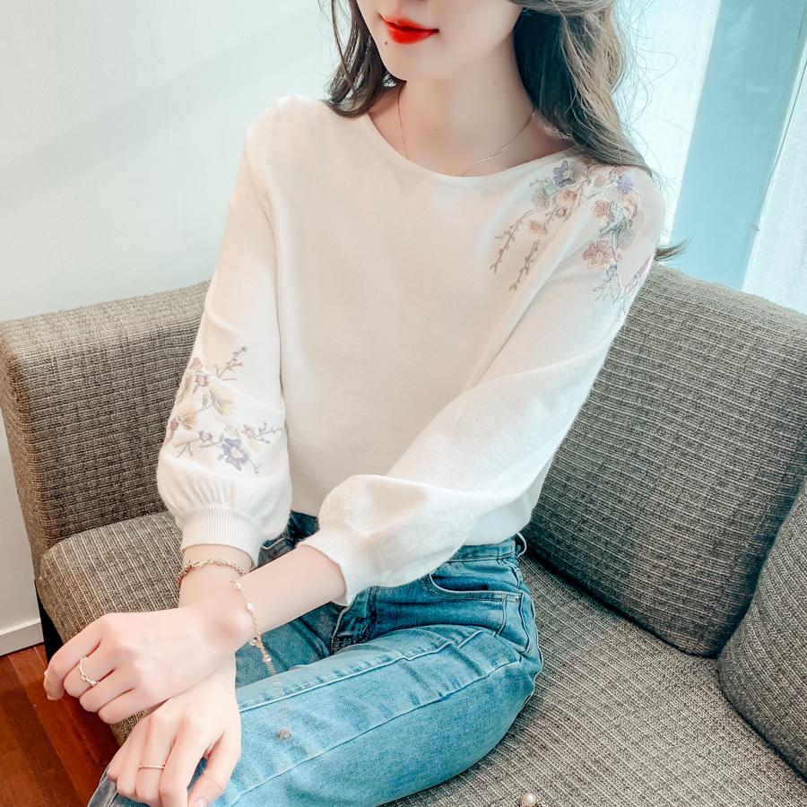 Moda Lato O-Neck Dzianinowe Swetry Swetry Damskie Topy Kwiat Haft Biały Sweter Damski JJ20