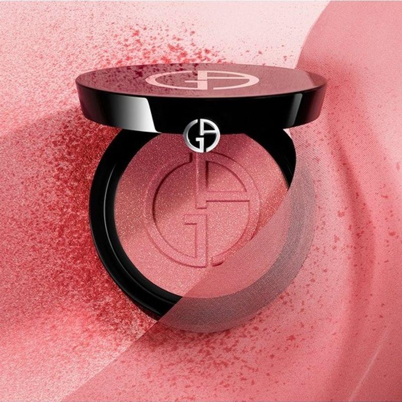 Luminous Silk Glow Blush No. 10