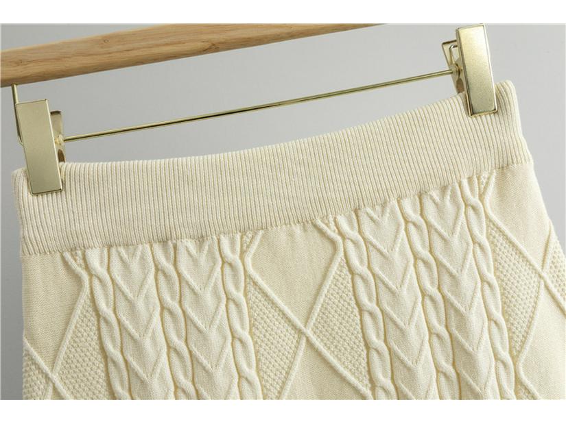 Women's Retro Cable Knit Two-Piece Set: Cardigan & Long Skirt