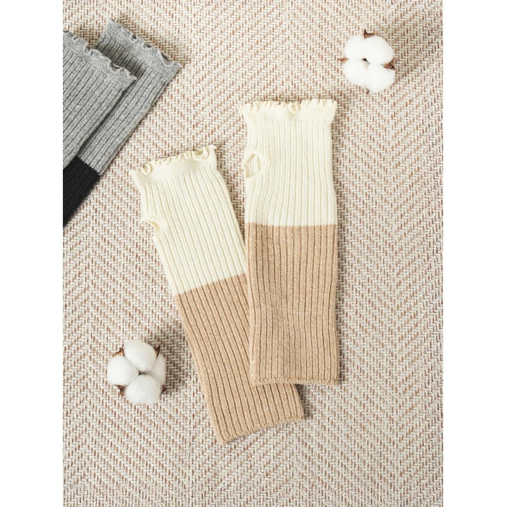 

Daiso Волнистые нарукавники с отделкой, цвет слоновой кости