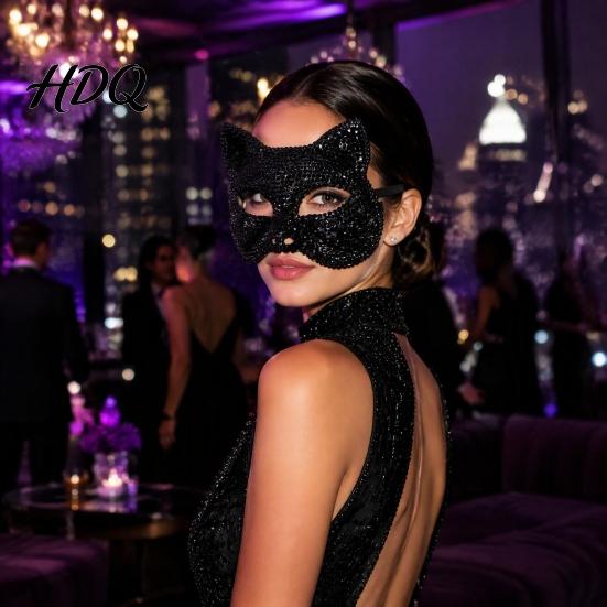 Cosplay Costume Props Full Rhinestone Halloween Mask Sparkling Skull And Cat Face Half Mask Adjustable Elastic Straps for Carnival Theme Dances Shiny