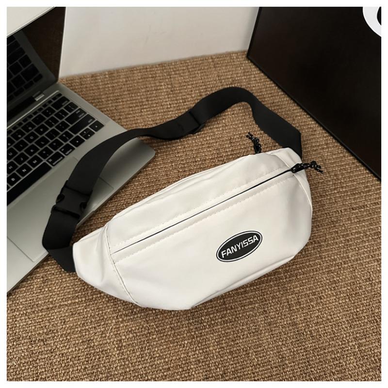 Mobile phone fanny pack trendy brand men's breast bag simple and lightweight shoulder small backpack women's leisure sports messenger bag men