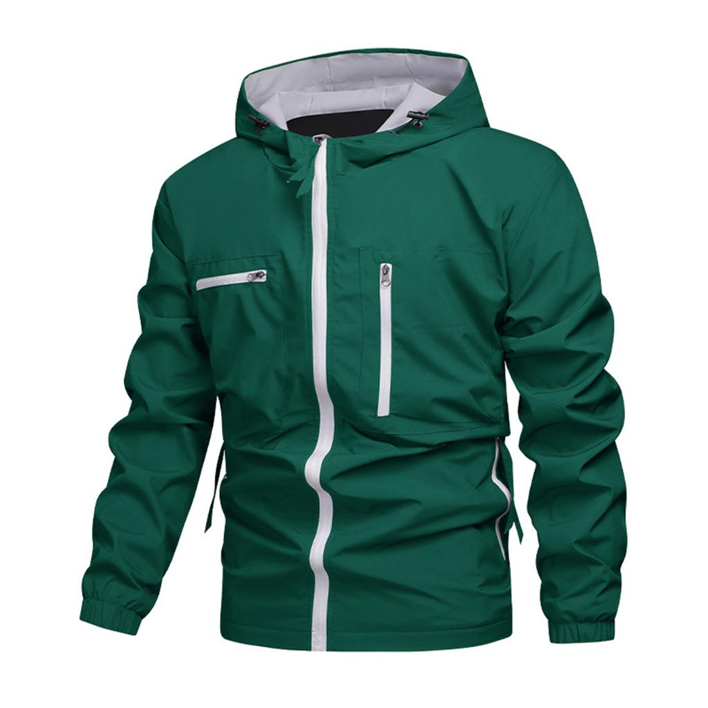 Modische Herrenjacke mit Kapuze und vielen Taschen, locker geschnitten
