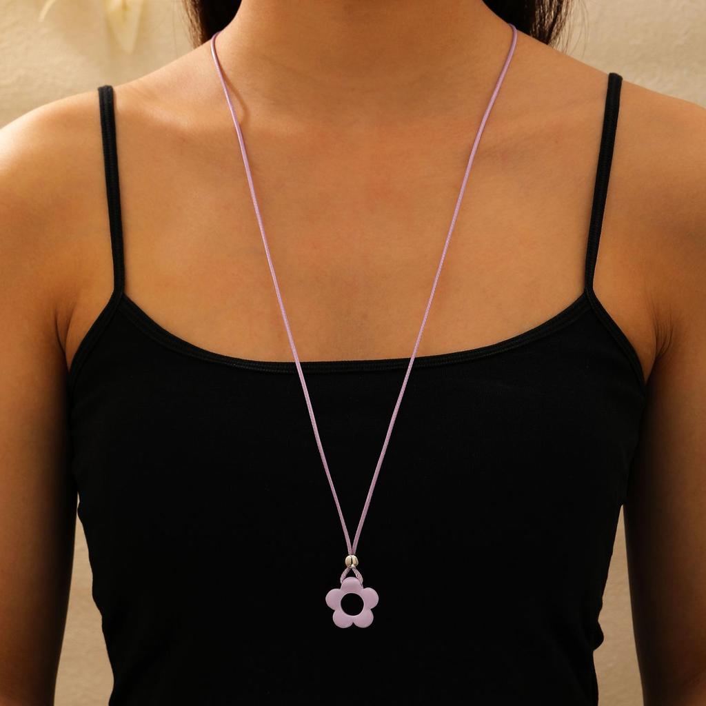 Retro Minimalist Fashion Free Knotting Flower Pendant Wax Thread Necklace Clavicle Chain