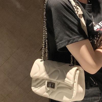 Premium Xiaoxiang Appearance Style Embroidered Thread Bag Smooth Chain Women's Bag Fashionable and Versatile Cross-chain Bag Lock Shoulder Bag Women