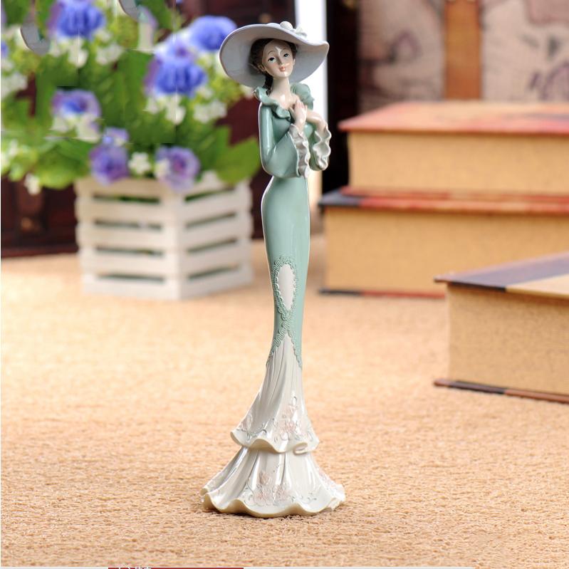 European Resin Victorian Girl Statues Accessories Home Livingroom Desktop Figurines Decoration Office Table Sculpture Adornments