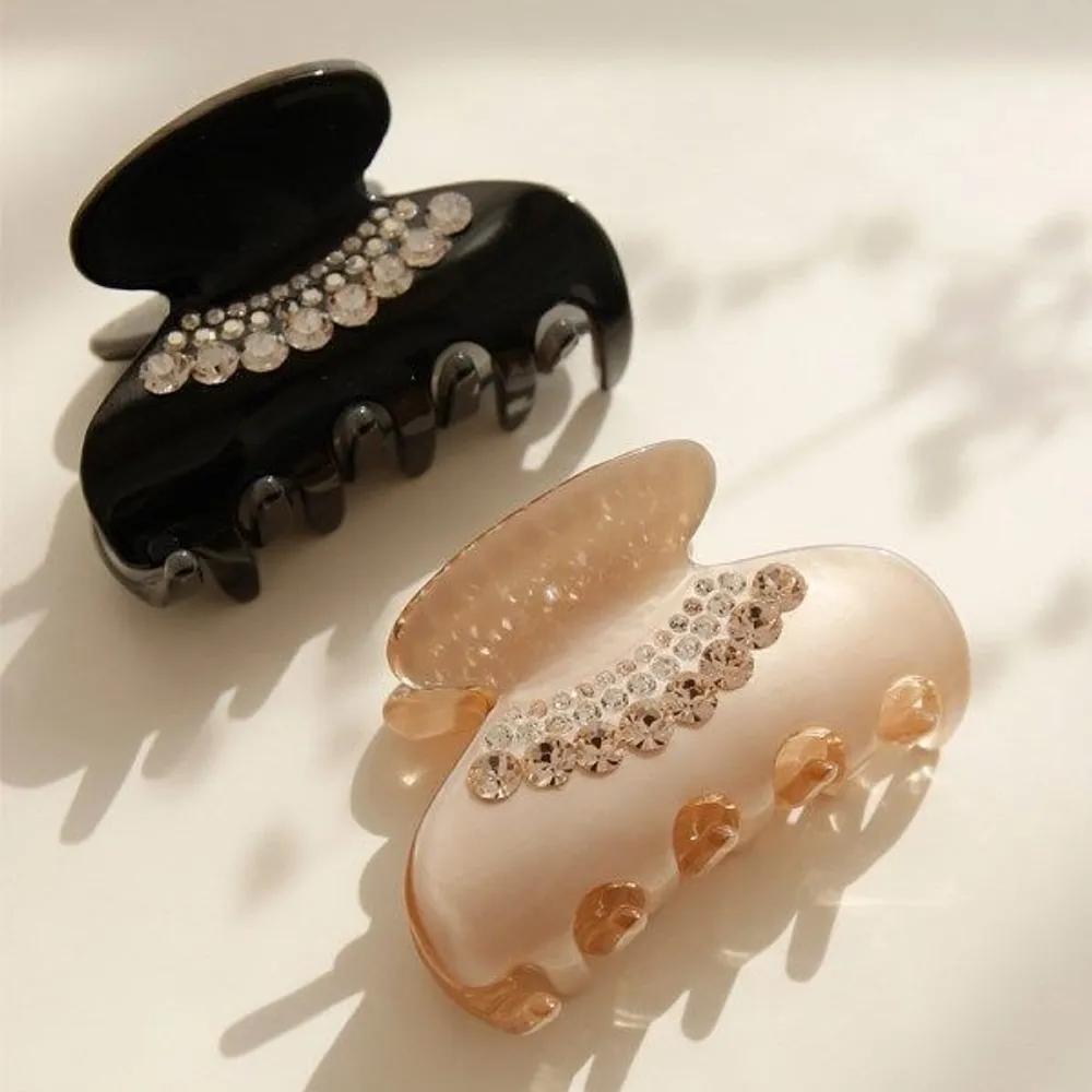 bydaisy Cubic Cellulose Half-Up Hair Clip Bh0830 beige