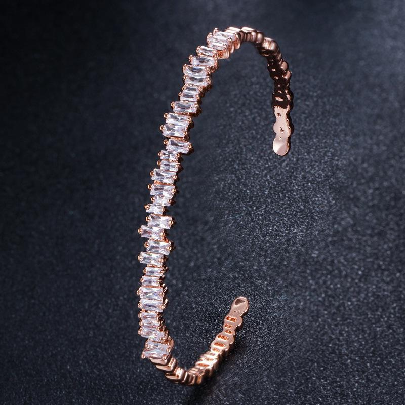 S0178 Creative Irregular Zir*****Pen Bracelet, Simple And Generous Adjustable Bracelet