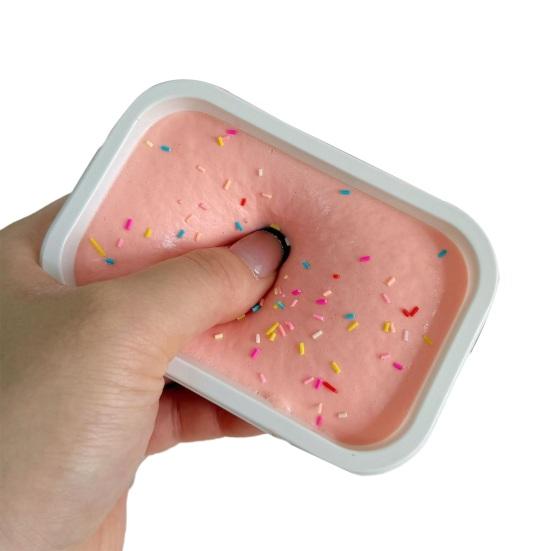 Ice Cream Cake Squeeze Toy, Slow Rising Ice Cream Cake Stress Relief Toy, Simulation Dessert Food Pinch Toy for Anxiety розовый