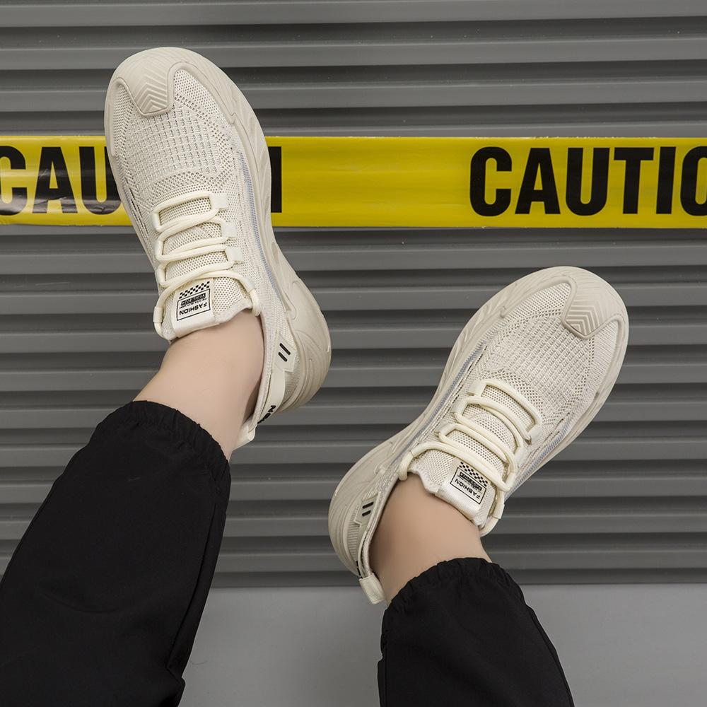 New Fly-woven Running Shoes Soft Sole Comfortable Casual Shoes Trendy Shoes Mesh Breathable