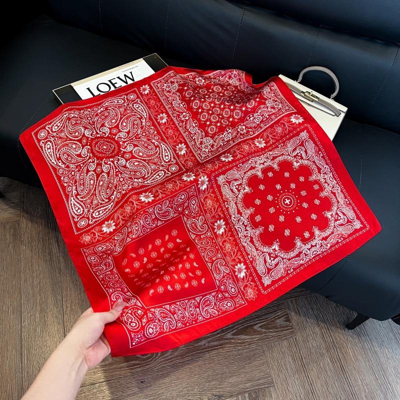 70 Silk Scarves, Square Scarves, High-End Sense, Fashionable And Versatile, Professional Imitation Silk, Small Scarves, Retro Printed Silk Scarves
