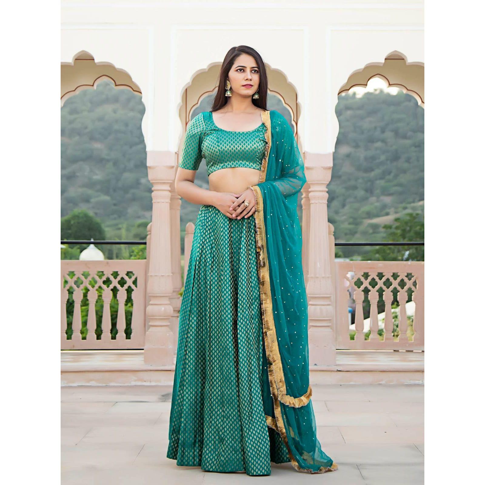 

НОВАЯ привлекательная и красивая одежда для вечеринок Silk Lehenga choli