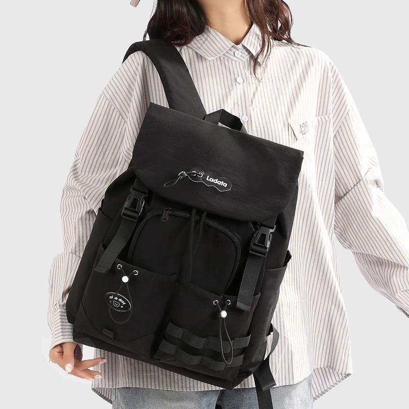 Schoolbag Korean version fashionable large-capacity bag women's 1011 spring new high-value casual commuting simple student backpack