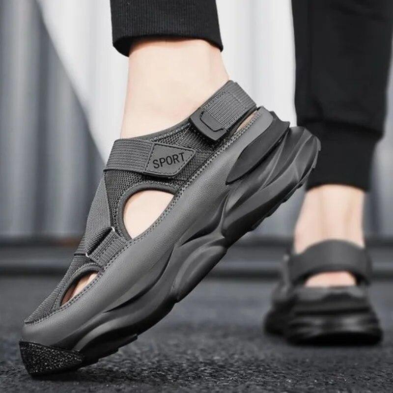 Fashion Designer Men's Sandals Breathable Casual Shoes for Men Outdoor Non Slip Beach Sandals Male Platform Sandalias