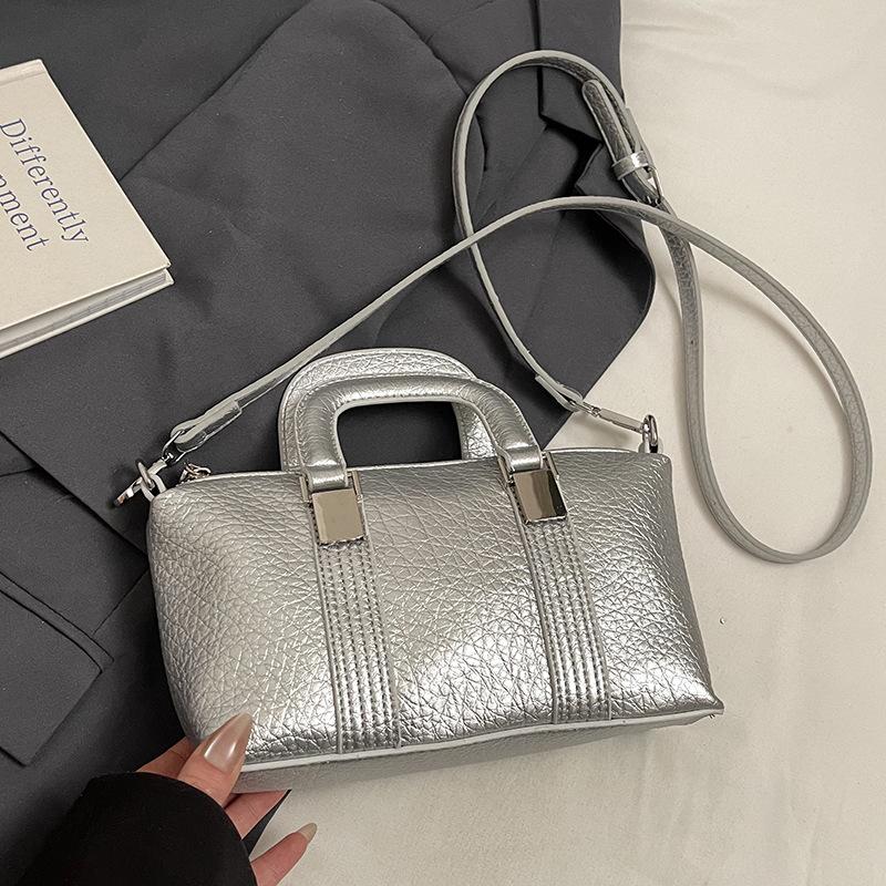 Korean Version of Fashion High-end Temperament Simple Portable Small Square Bag Light Luxury Versatile Commuter Style Solid Color PU Messenger Women's