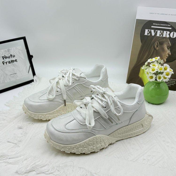 Inner height-increasing little white shoes for women and small men 2025 spring retro polished thick-soled versatile Agam training sports shoes
