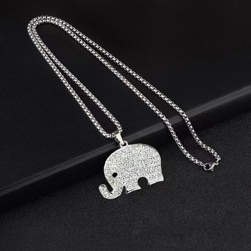Star With The Same Diamond Paper Bag Bear Necklace Trendy Personality Hip Hop Men'S And Women'S Long Sweater Chain Autumn And Winter Accessories