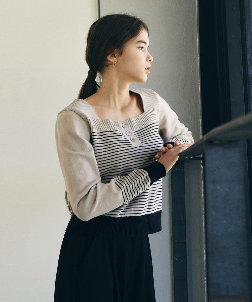 ADAUL Striped Coloring Three-Button Square Neck Knit - Beige