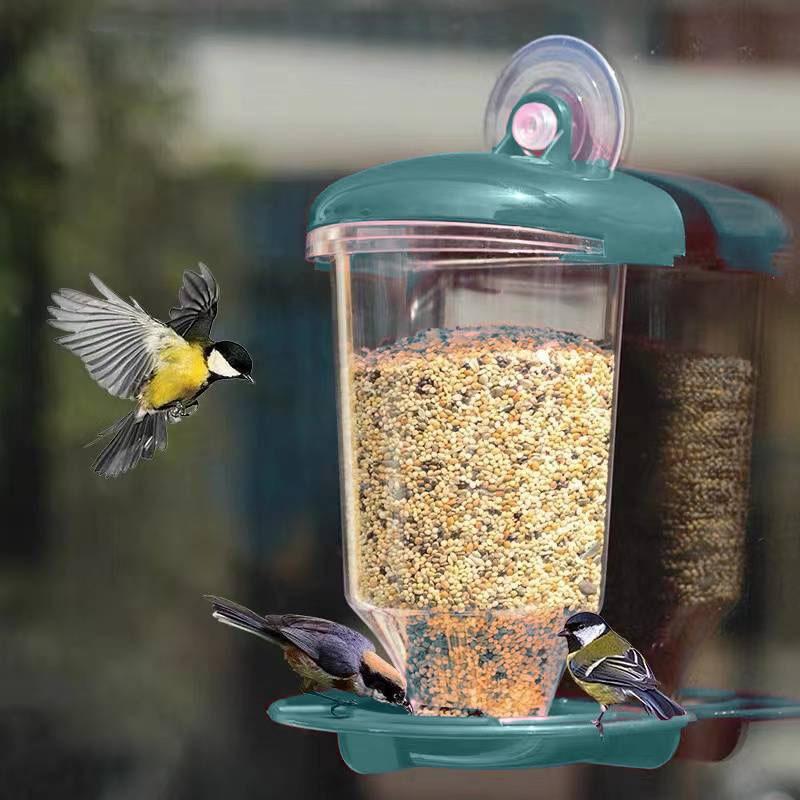 Hanging Bird Feeder Transparent Plastic Automatic Feeder With Lid Creative Suction Cup Outdoor Bird Feeding Device For Bird