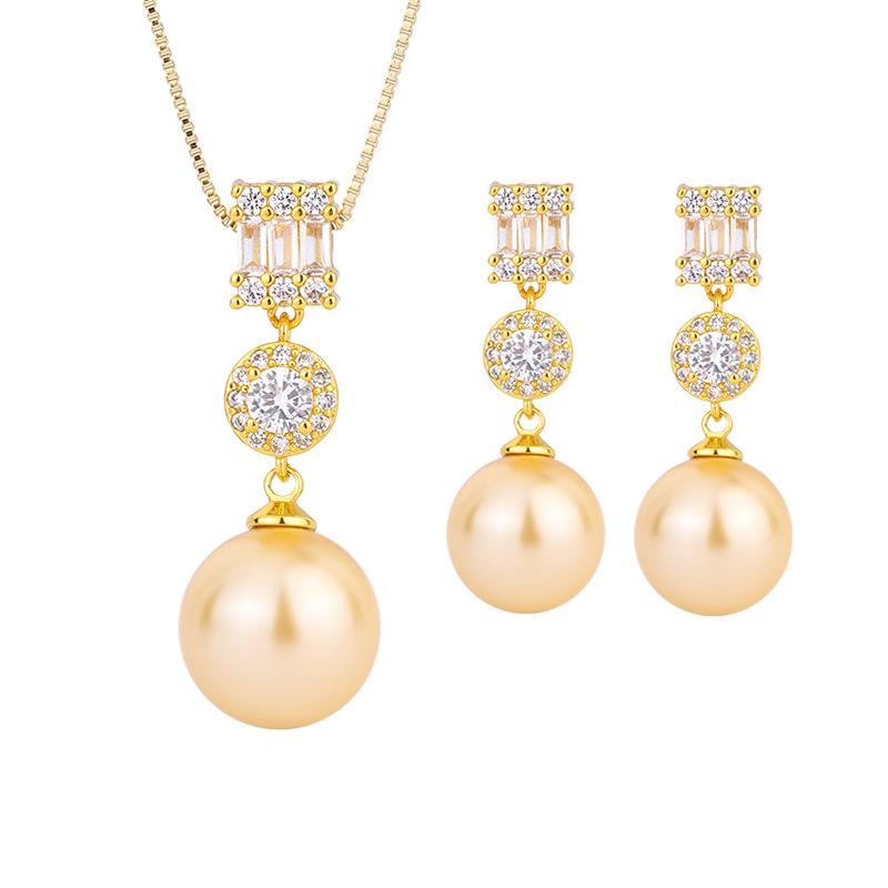 Jewelry Copper Bottom Gold-Plated Inlaid Light Yellow Fritillary Pearl Diamond Pendant 14Mm Stud Earrings 12Mm Set