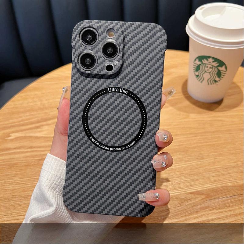 

Текстура углеродного волокна подходит для чехлов для телефонов Apple 14promax, противоударные 12 безрамочные магнитные защитные чехлы для iPhone13 iPhone 15 6.1 inch