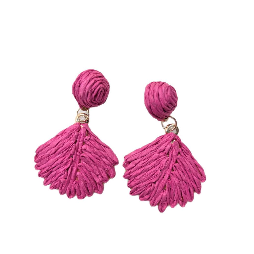 European & American Bohemian Raffia Shell Tassel Earrings: Sweet, Woven Niche Design for Women.