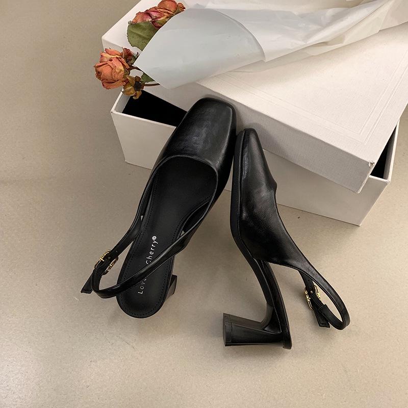 "2025 Sommer Französisch Chic Square-Toe Slingback Heels für Damen"